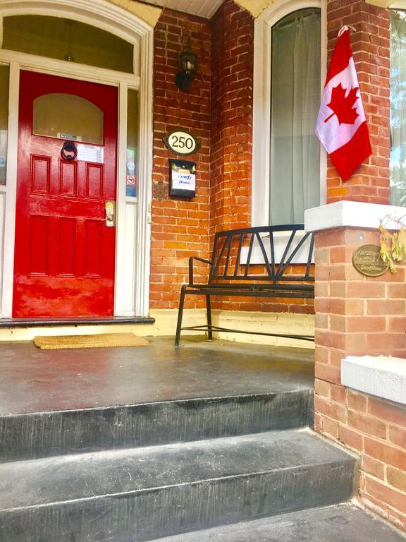 Comfy Guesthouse & Suite Toronto Exteriér fotografie