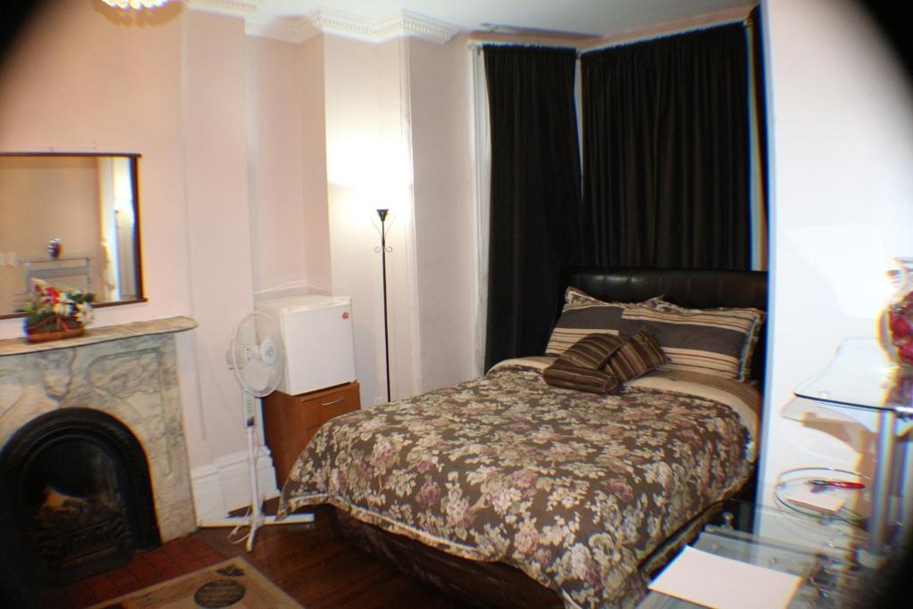Comfy Guesthouse & Suite Toronto Pokoj fotografie