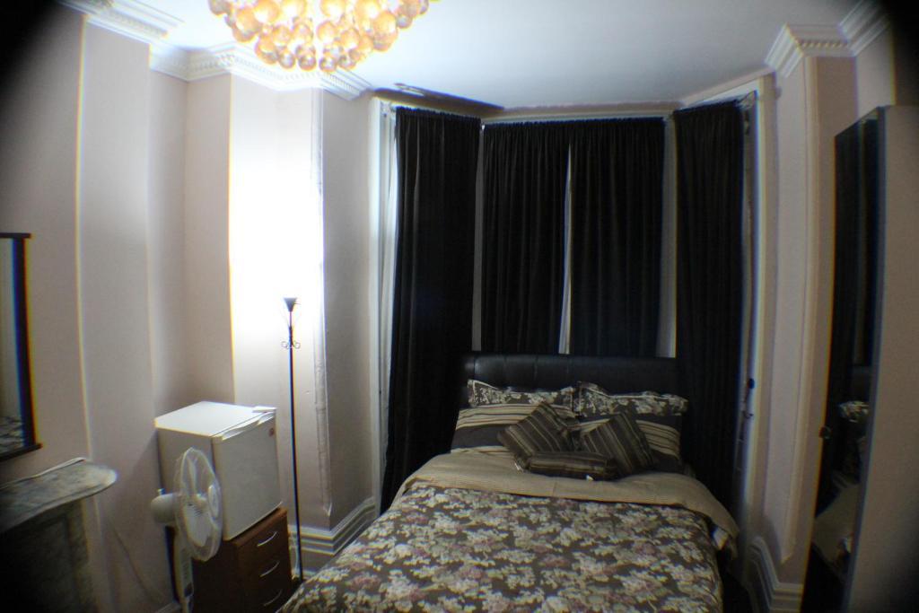 Comfy Guesthouse & Suite Toronto Pokoj fotografie