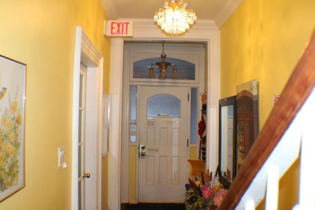 Comfy Guesthouse & Suite Toronto Pokoj fotografie