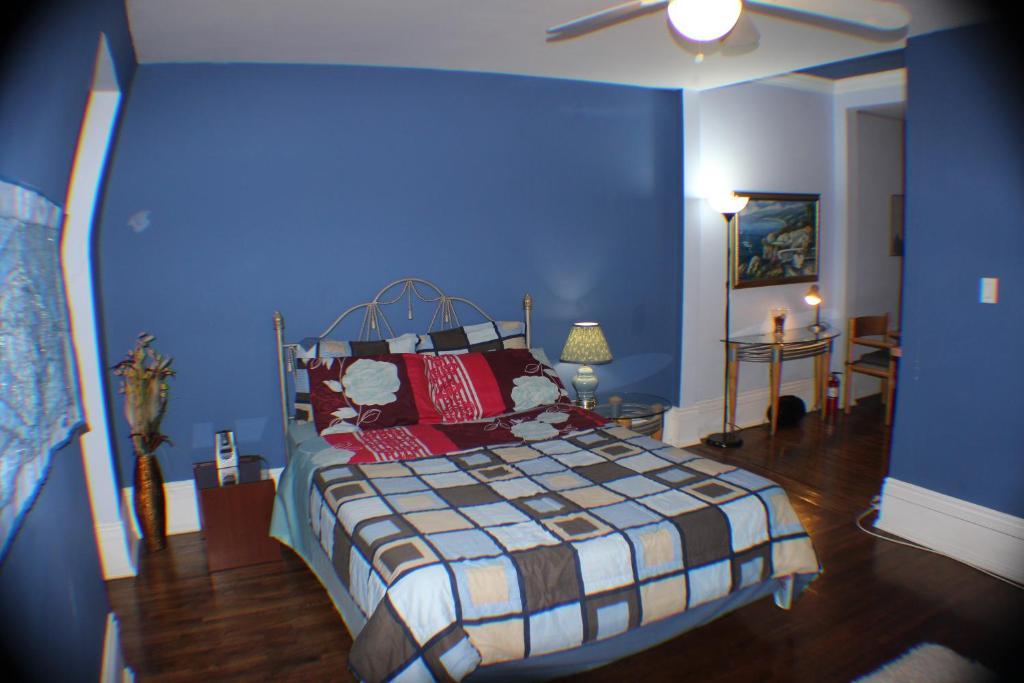 Comfy Guesthouse & Suite Toronto Pokoj fotografie